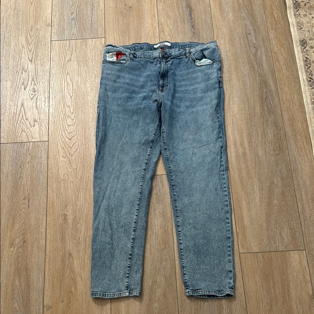 Tommy Hilfiger Blue Straight Jeans with Classic Style